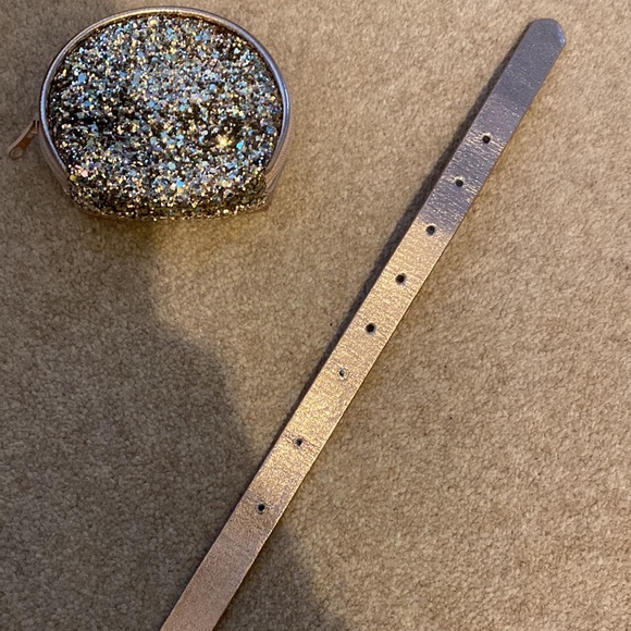 Rose gold tween belt with removable pouch. Girls size 10-12 - Picture 7 of 7